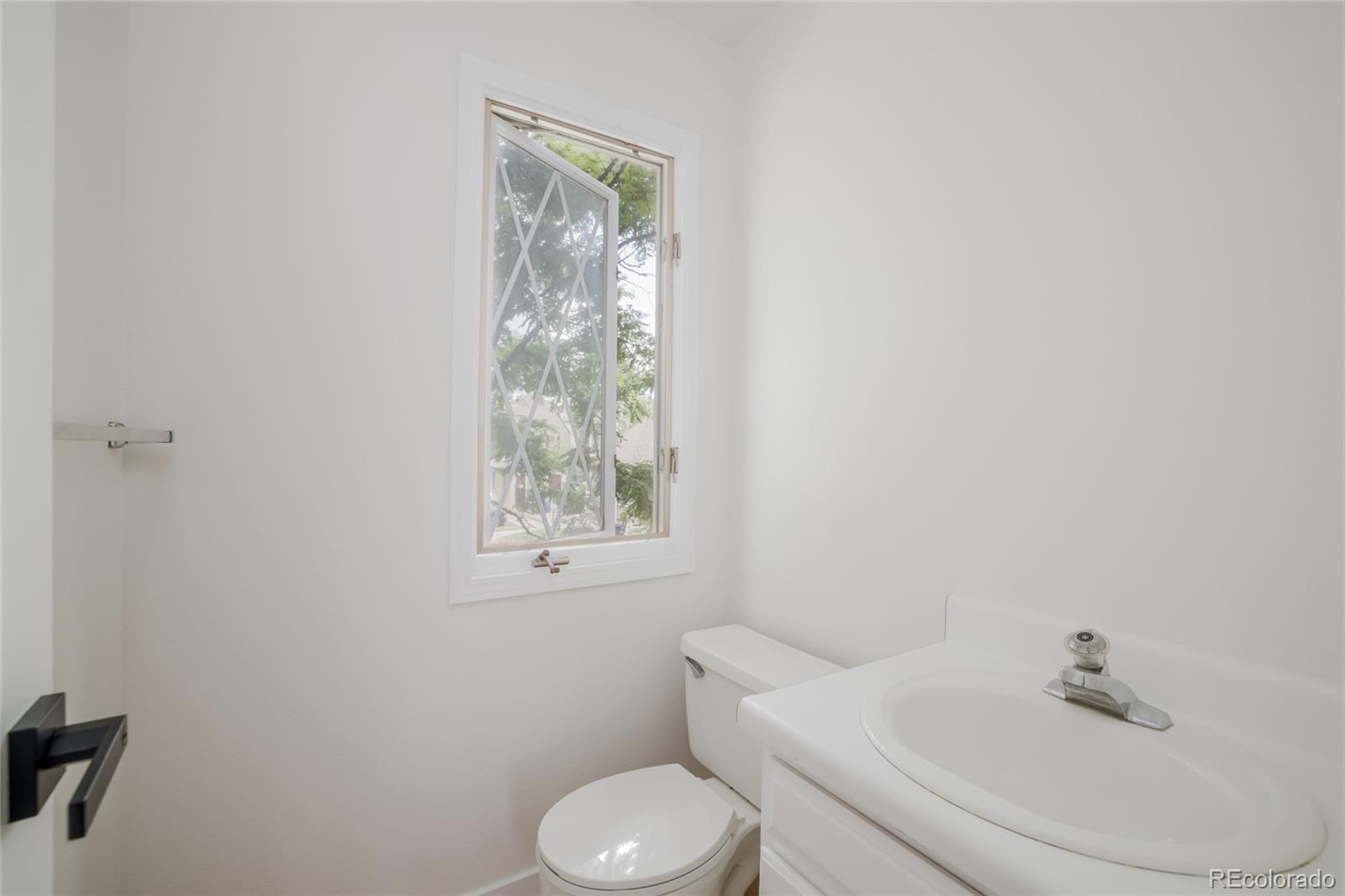 MLS Image #11 for 1811 s quebec way 99,denver, Colorado