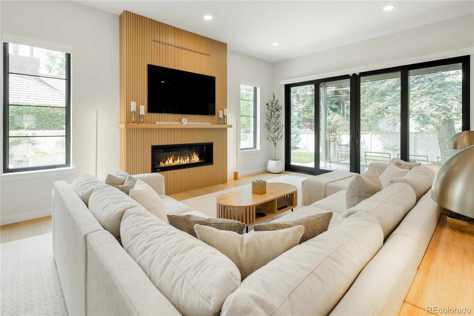 MLS Image #14 for 111 s clermont street,denver, Colorado