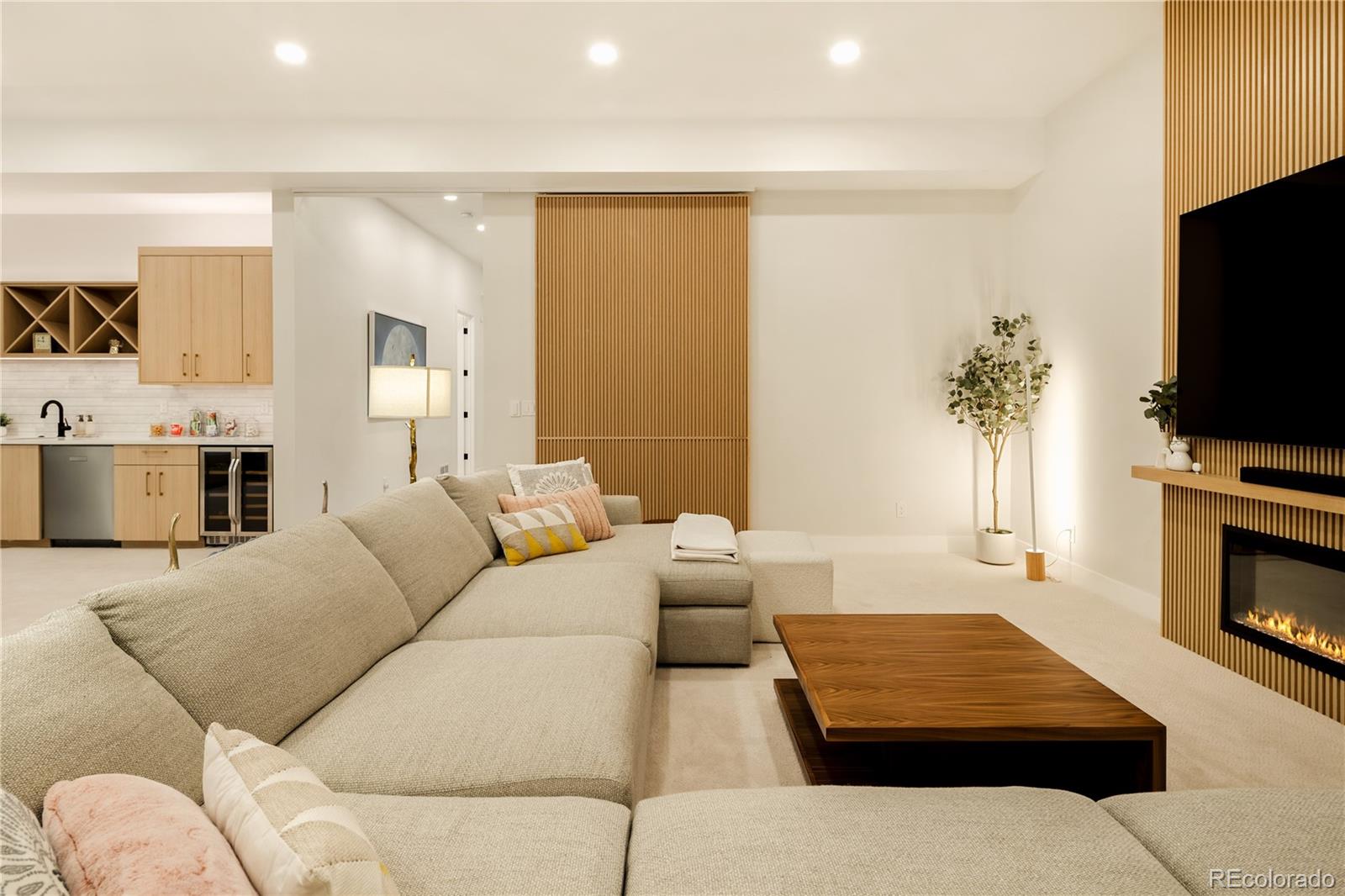 MLS Image #41 for 111 s clermont street,denver, Colorado