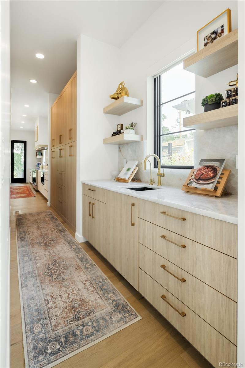 MLS Image #9 for 111 s clermont street,denver, Colorado