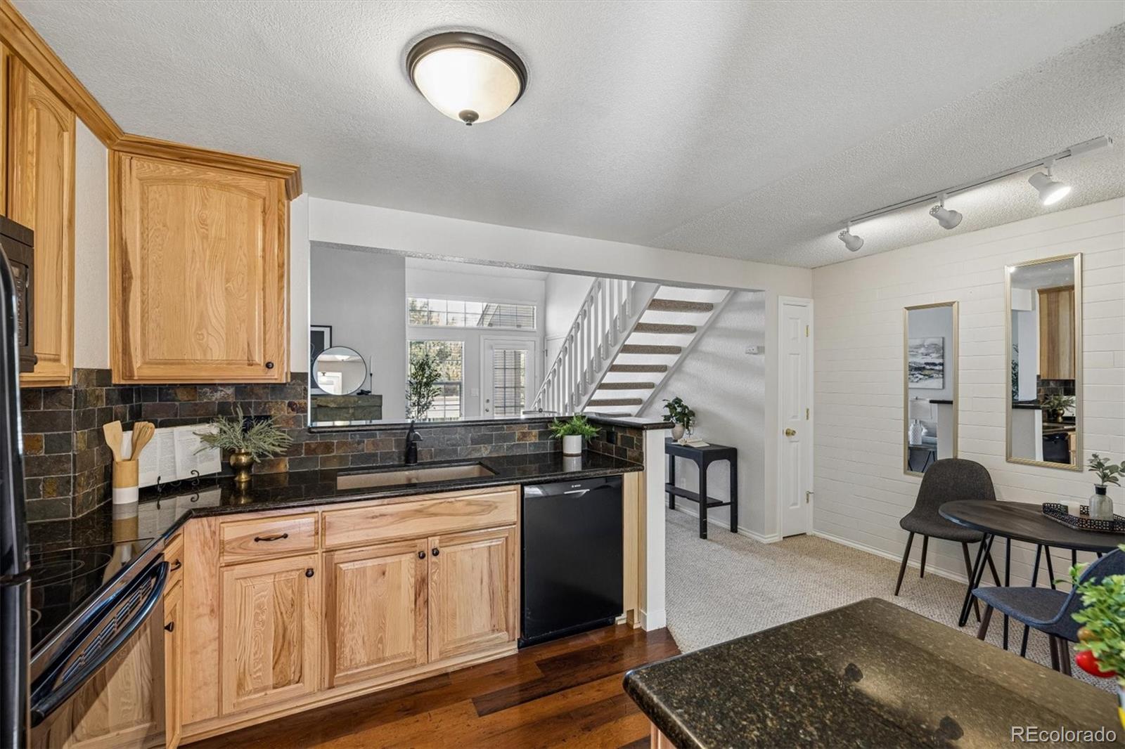 MLS Image #9 for 3090 w prentice avenue,littleton, Colorado