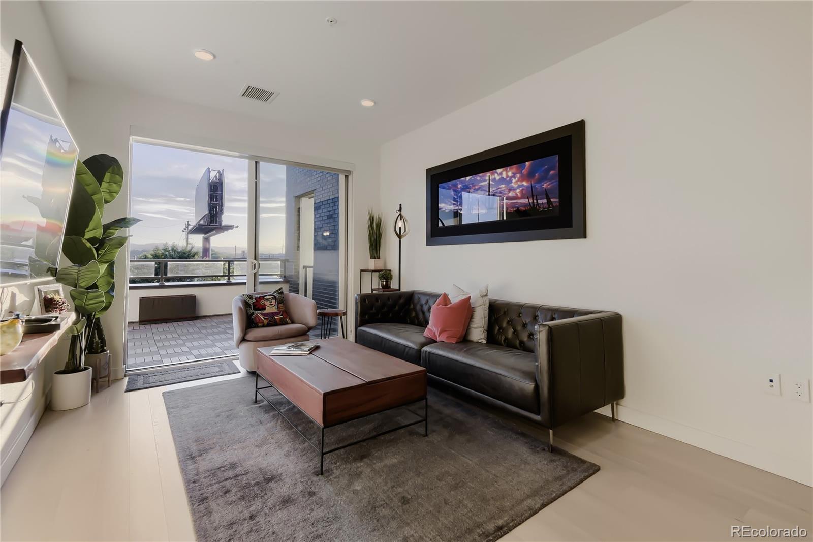 MLS Image #1 for 1616 s broadway  202,denver, Colorado