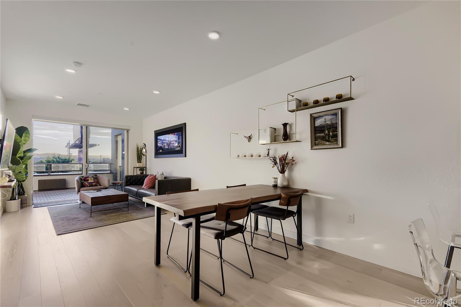 MLS Image #2 for 1616 s broadway  202,denver, Colorado