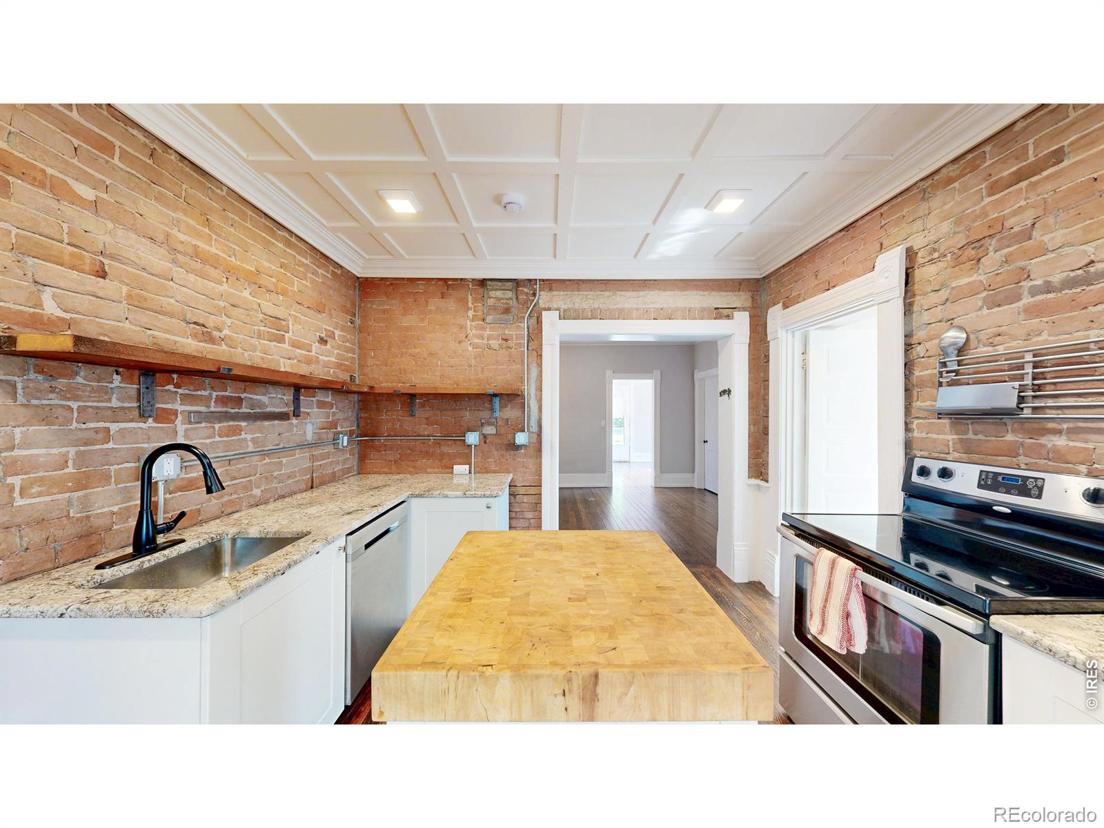 MLS Image #20 for 460 w 5th street,loveland, Colorado