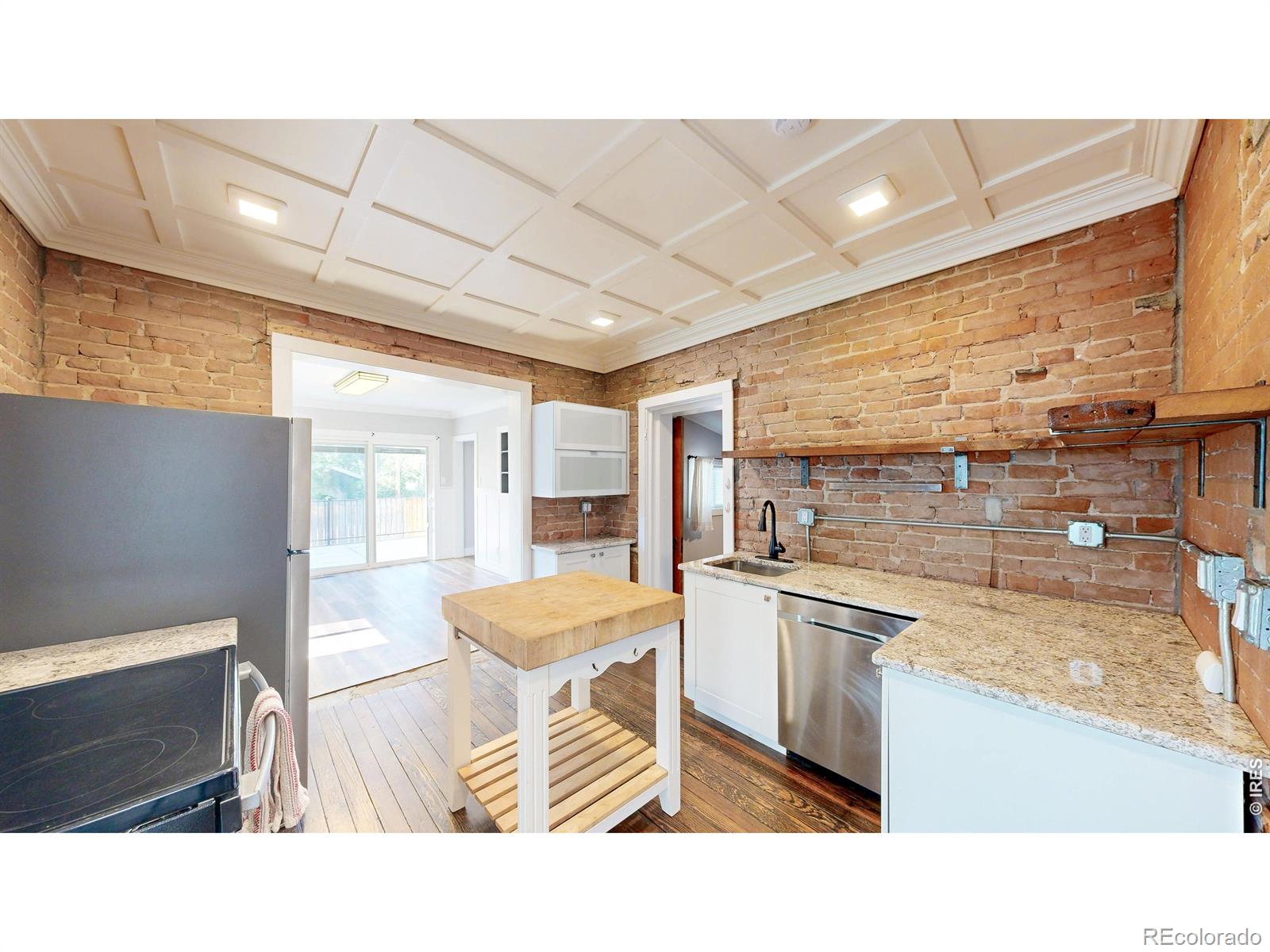 MLS Image #4 for 460 w 5th street,loveland, Colorado
