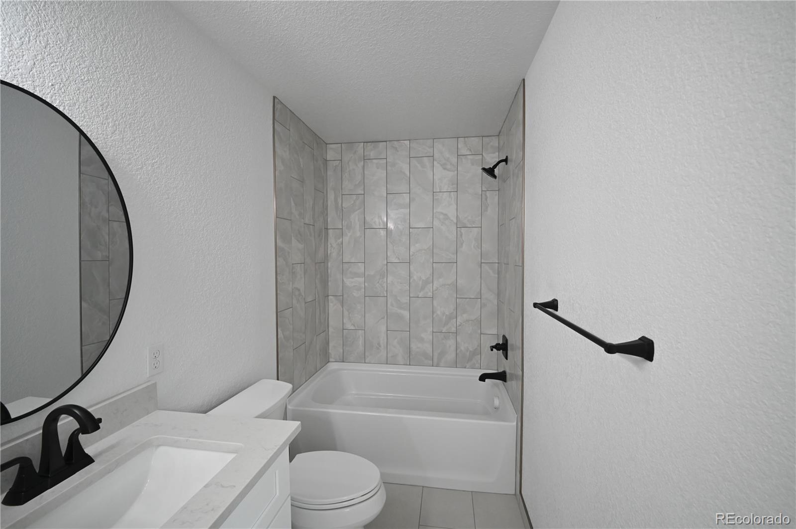 MLS Image #19 for 19834 e 49th place,denver, Colorado