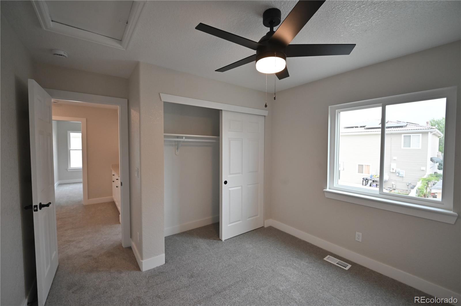 MLS Image #21 for 19834 e 49th place,denver, Colorado