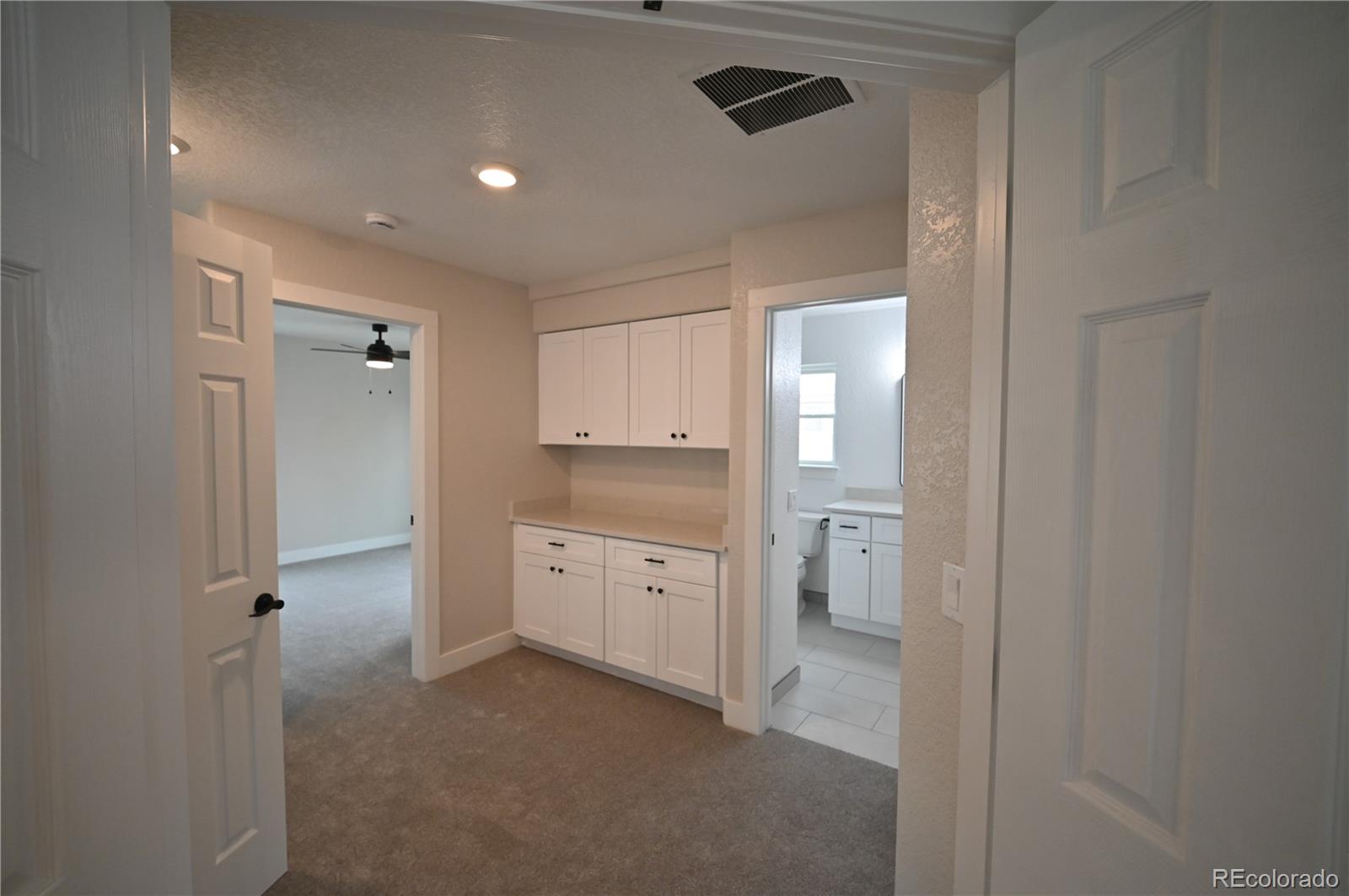 MLS Image #23 for 19834 e 49th place,denver, Colorado