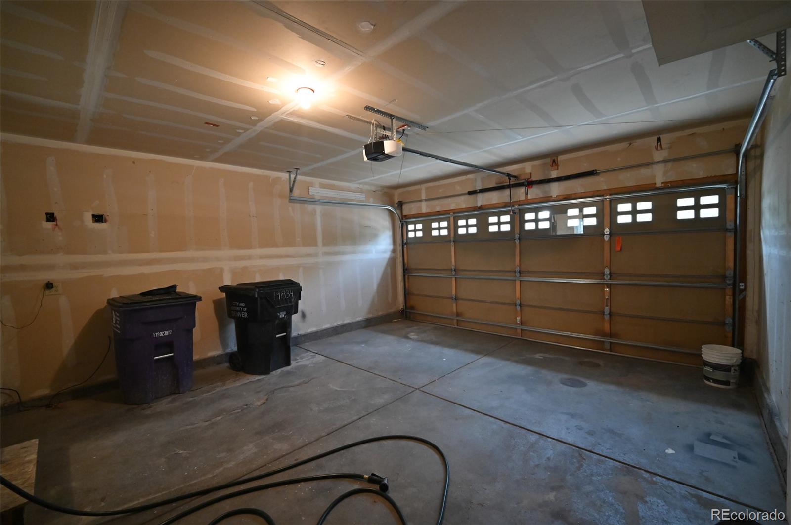 MLS Image #9 for 19834 e 49th place,denver, Colorado