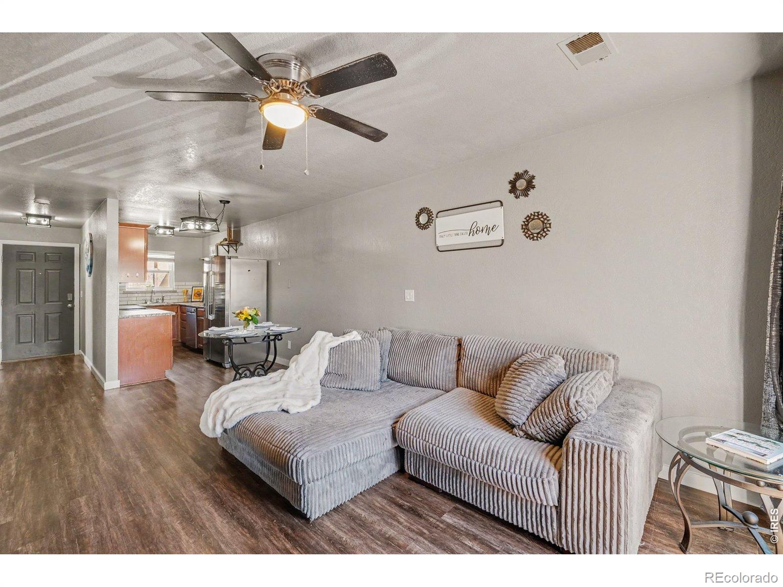 MLS Image #2 for 225 e 8th avenue,longmont, Colorado