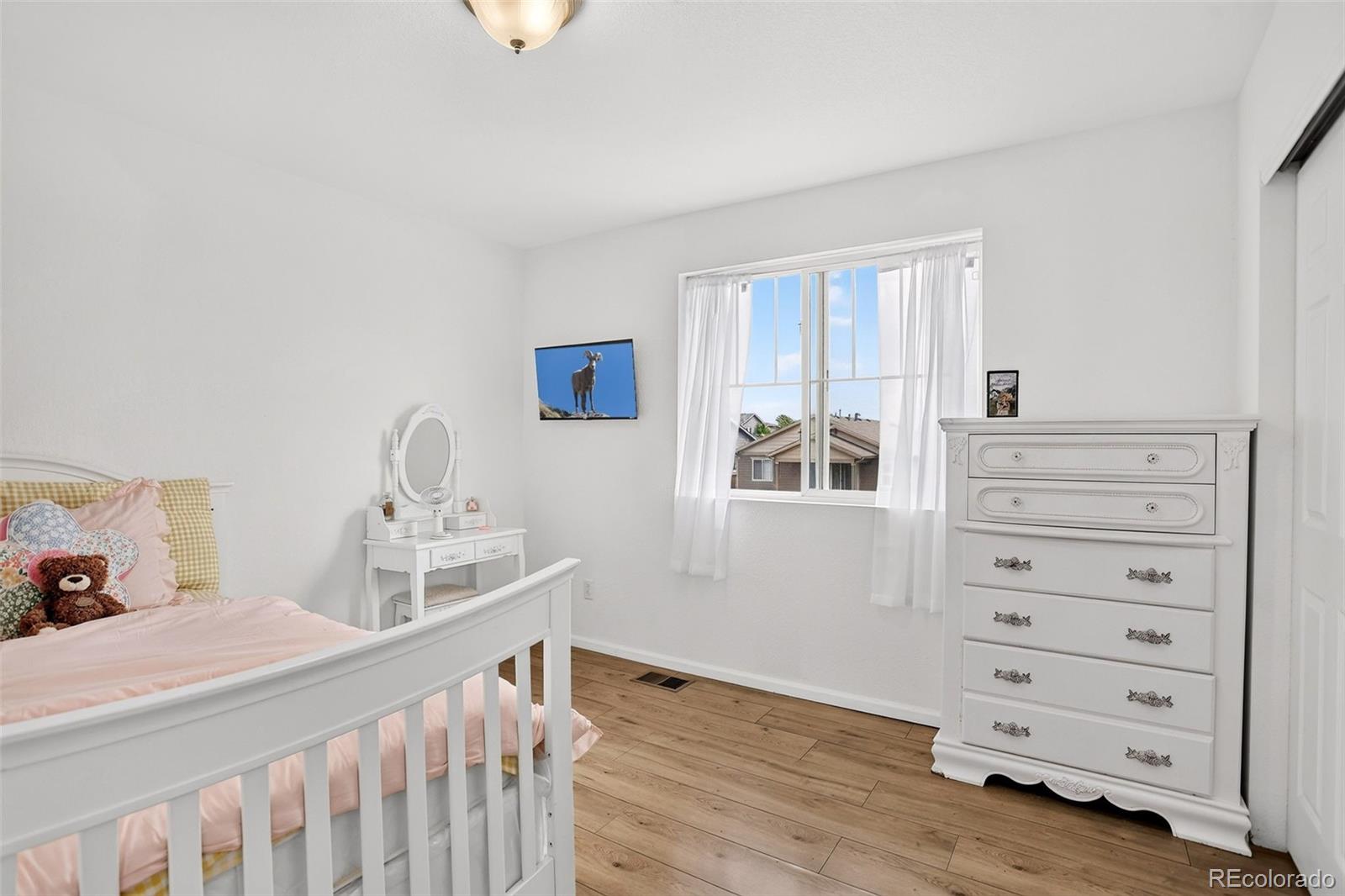 MLS Image #14 for 25542 e bayaud place,aurora, Colorado