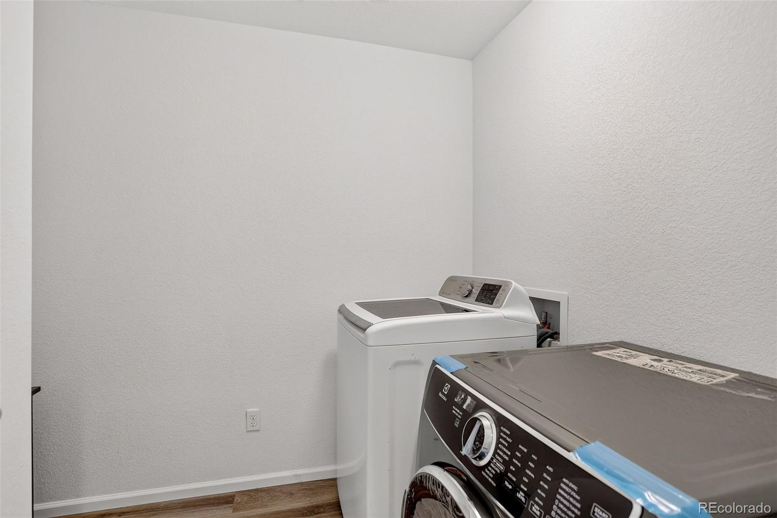 MLS Image #19 for 25542 e bayaud place,aurora, Colorado