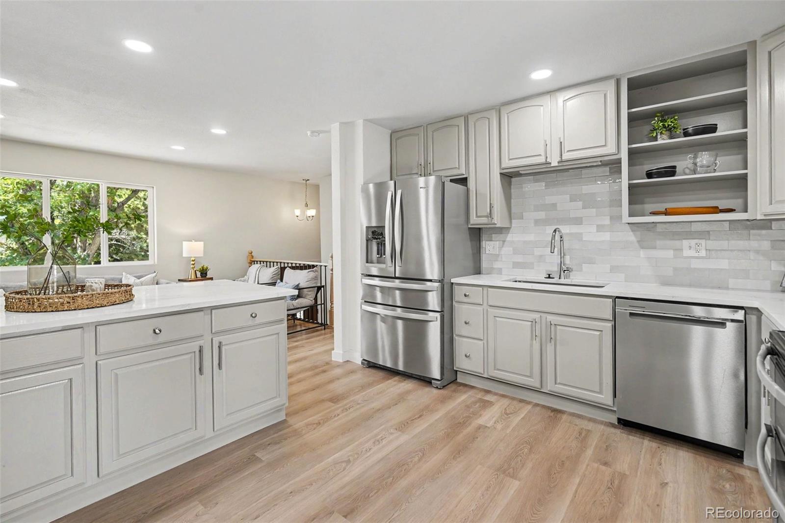 MLS Image #4 for 1174  olathe street,aurora, Colorado