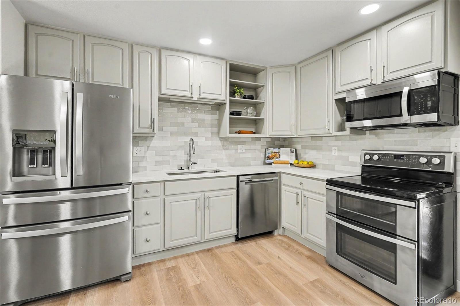 MLS Image #5 for 1174  olathe street,aurora, Colorado