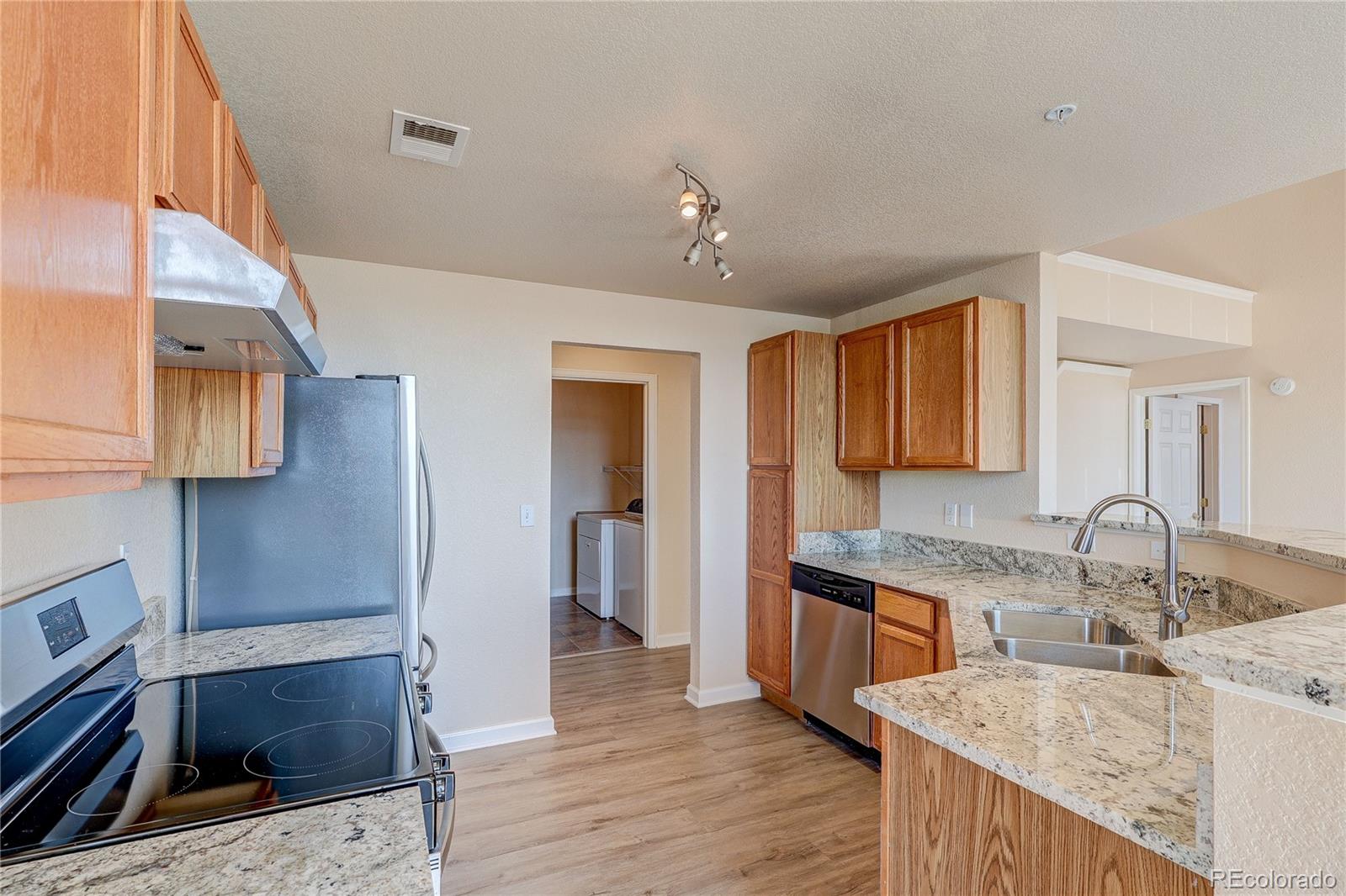 MLS Image #4 for 7440 s blackhawk street,englewood, Colorado