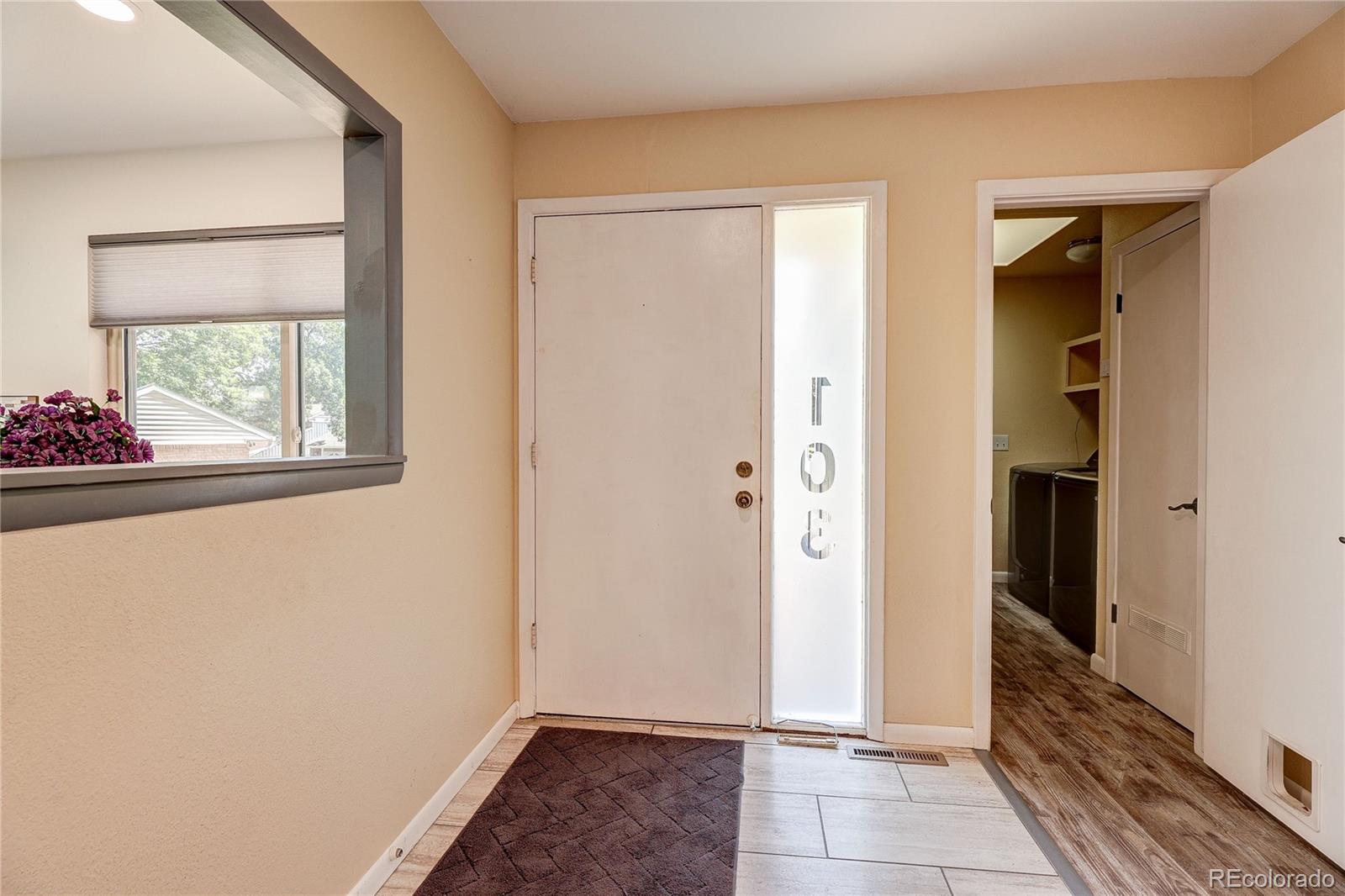 MLS Image #10 for 103 s vance court,denver, Colorado