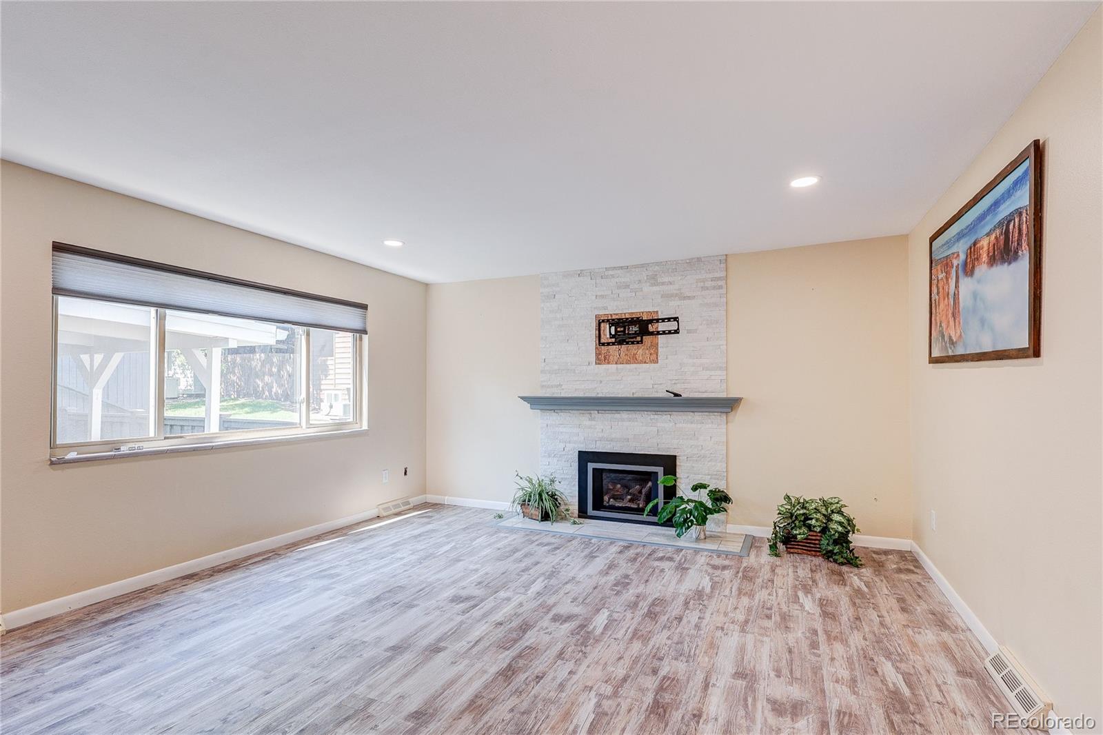 MLS Image #23 for 103 s vance court,denver, Colorado