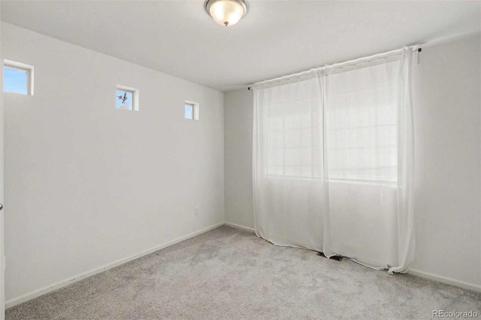 MLS Image #15 for 3576  streamwood drive,johnstown, Colorado