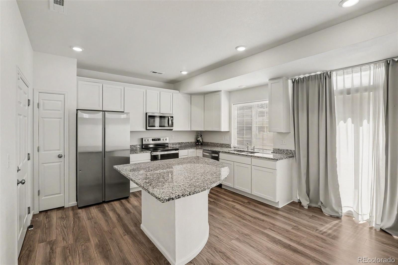 MLS Image #7 for 3576  streamwood drive,johnstown, Colorado
