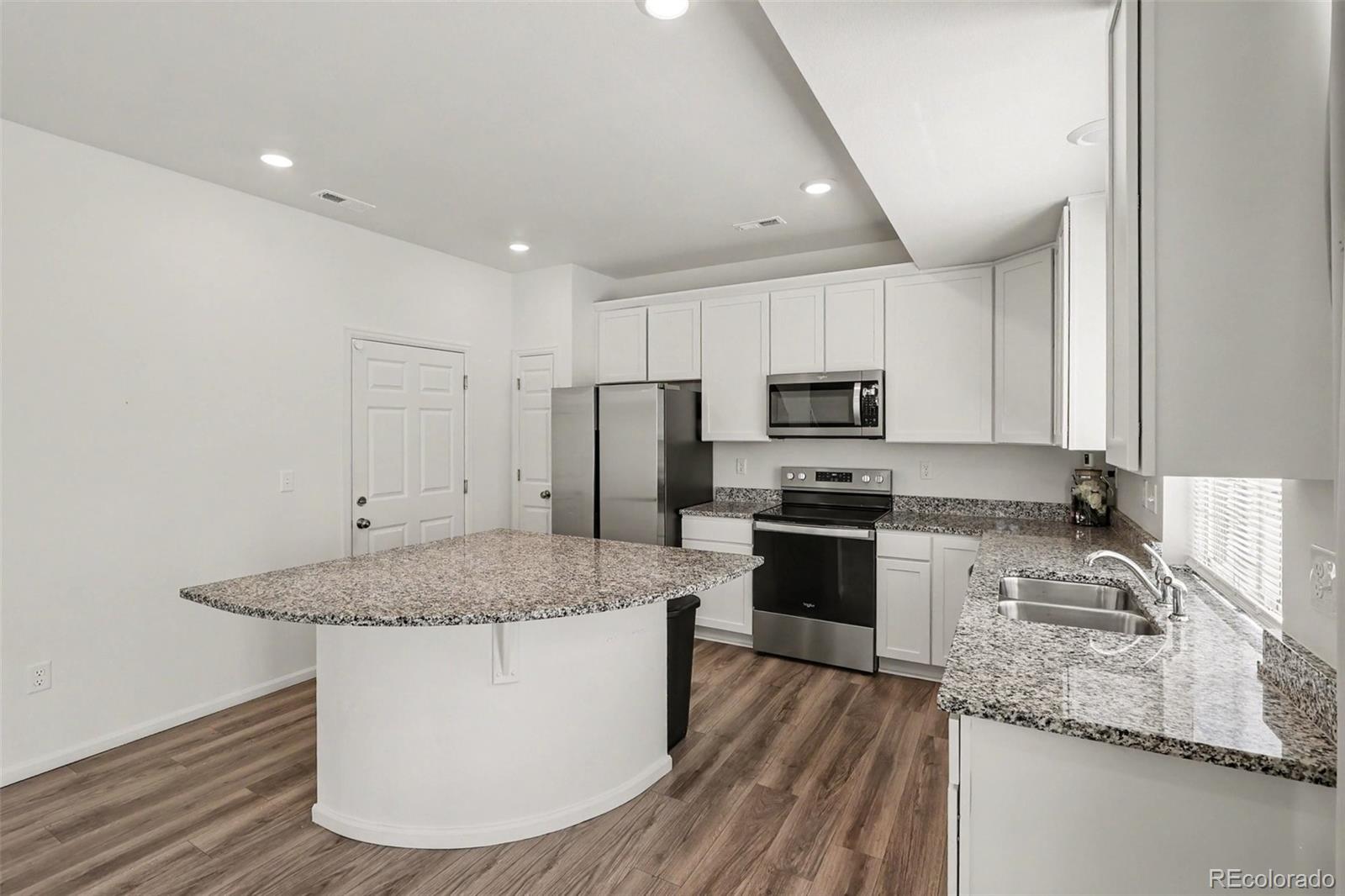 MLS Image #8 for 3576  streamwood drive,johnstown, Colorado
