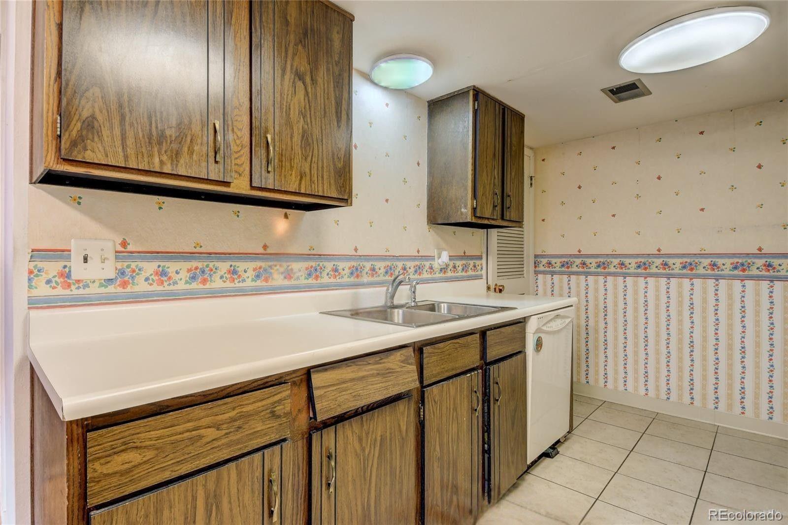 MLS Image #3 for 1284  sable boulevard ,aurora, Colorado