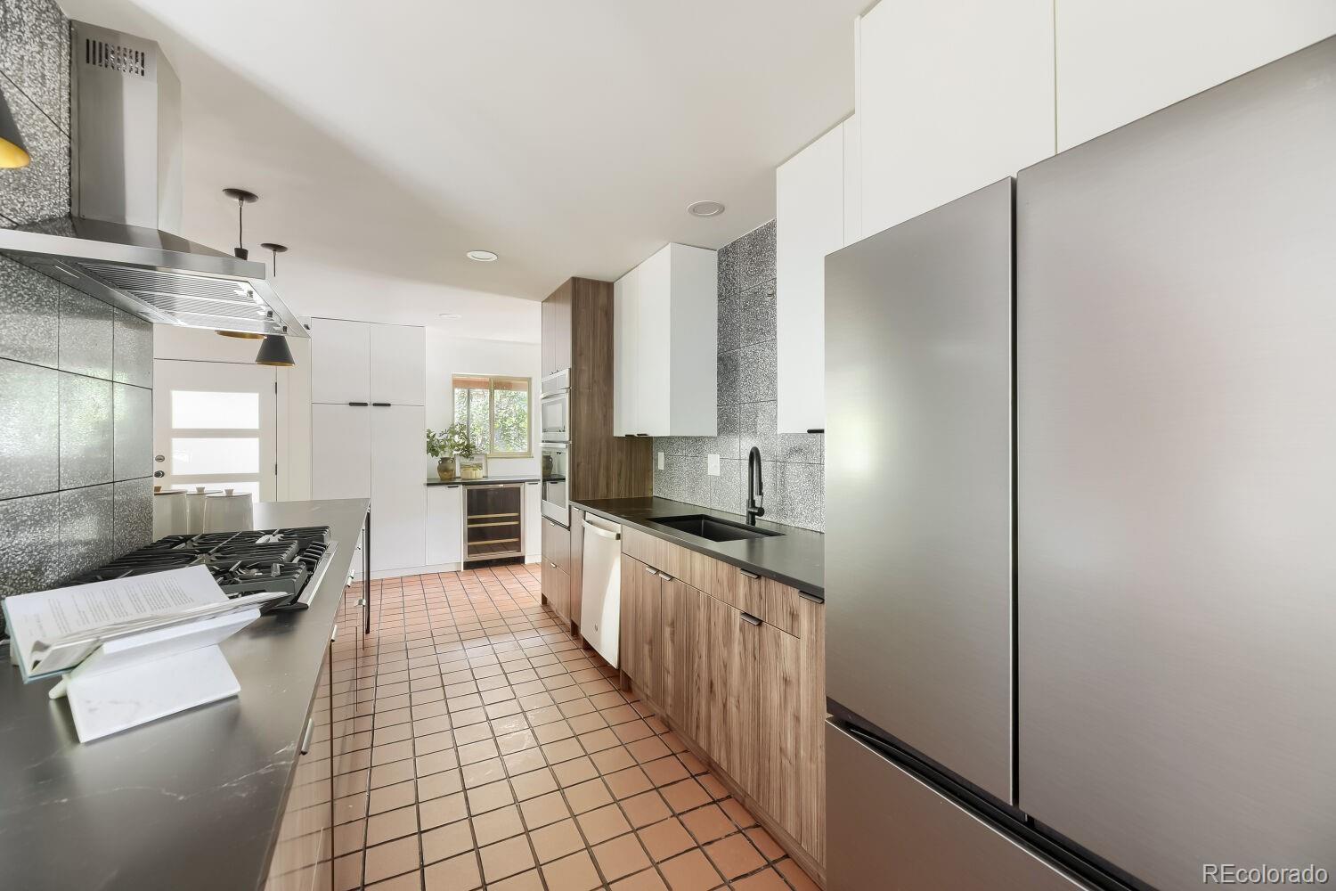 MLS Image #9 for 1330  olive street,denver, Colorado