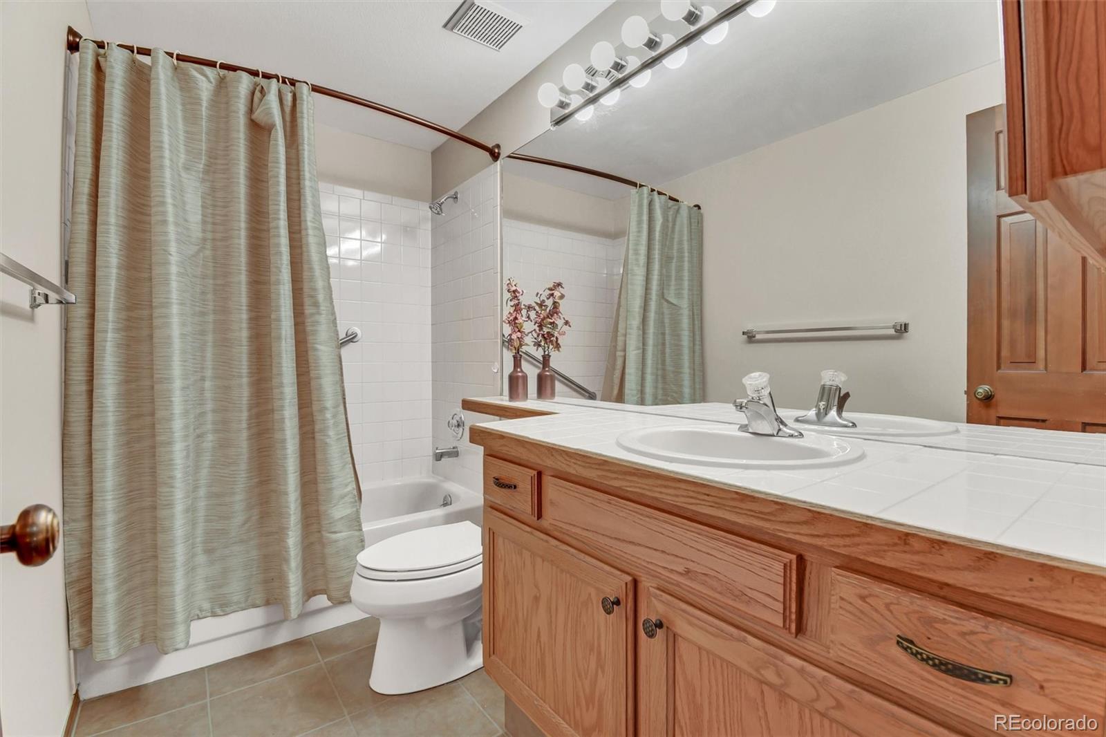 MLS Image #13 for 3031 w long court,littleton, Colorado