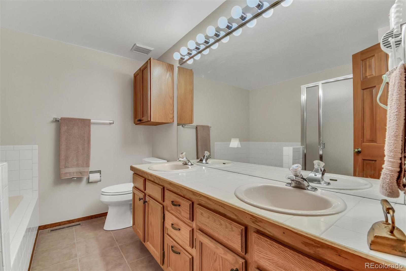 MLS Image #16 for 3031 w long court,littleton, Colorado