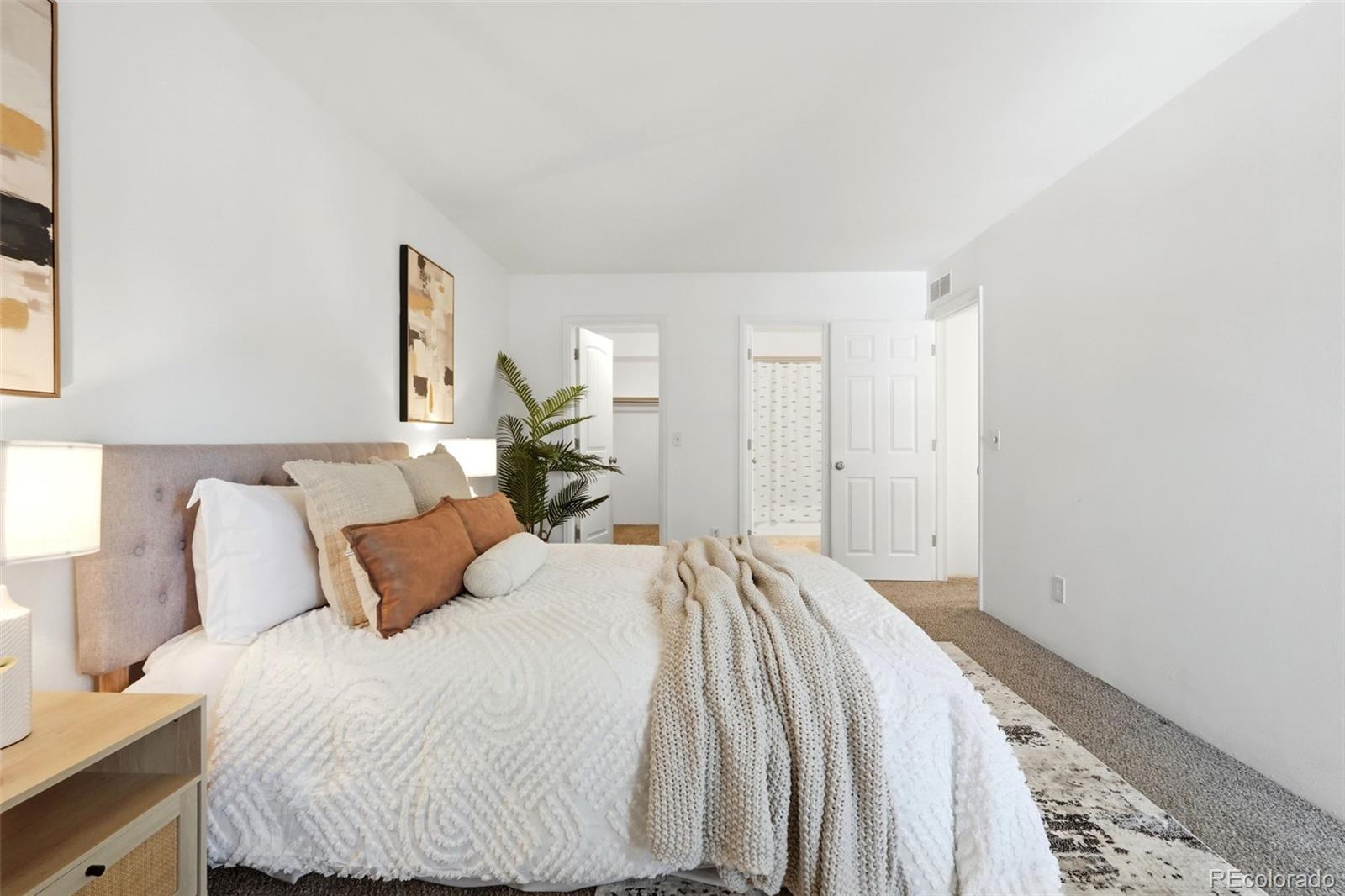 MLS Image #17 for 3295 s ammons street,denver, Colorado