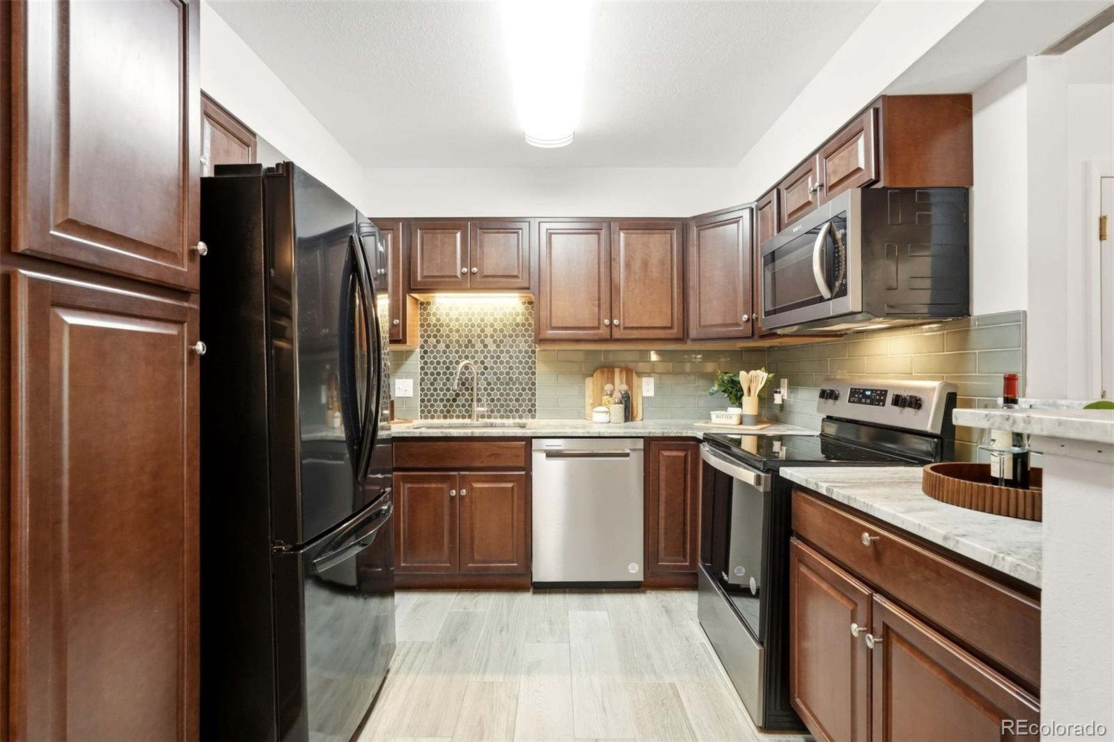 MLS Image #9 for 3295 s ammons street,denver, Colorado