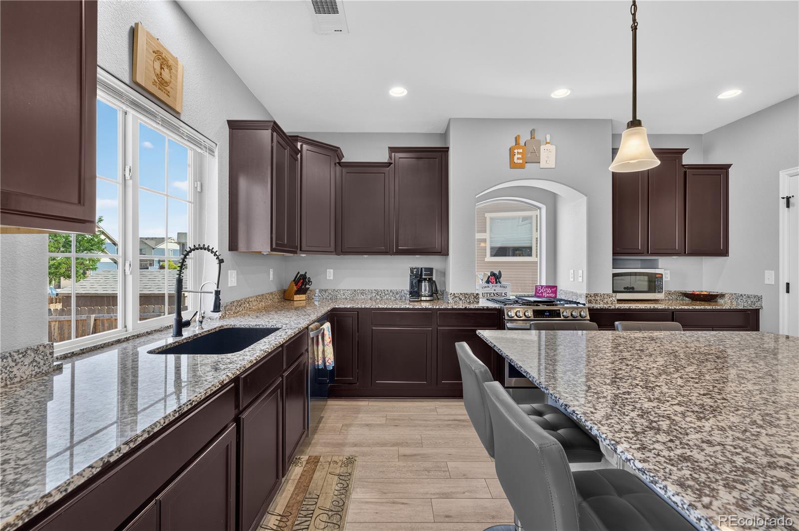 MLS Image #8 for 10718  wheeling drive,commerce city, Colorado