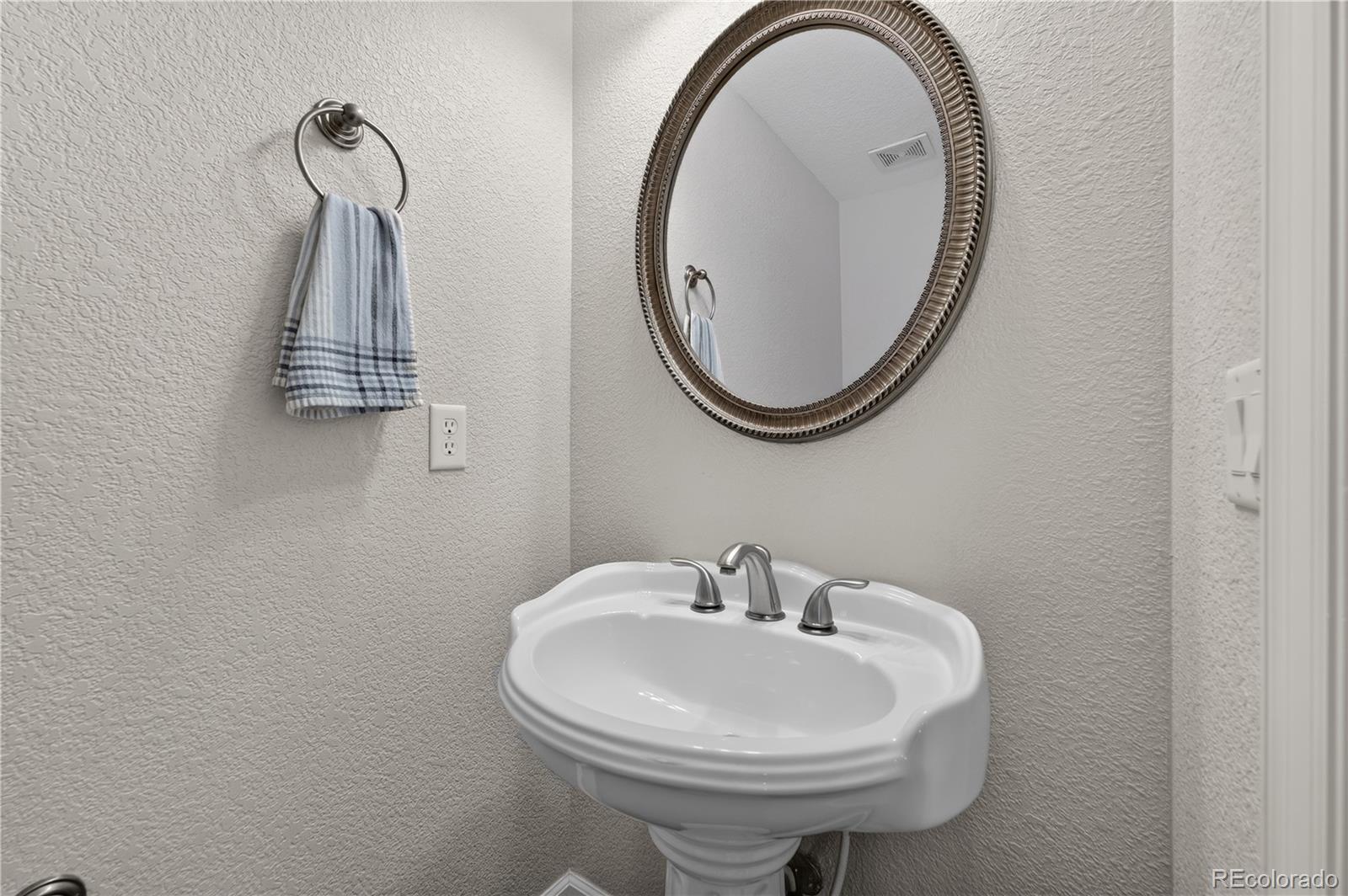 MLS Image #14 for 4008 n raleigh street,denver, Colorado