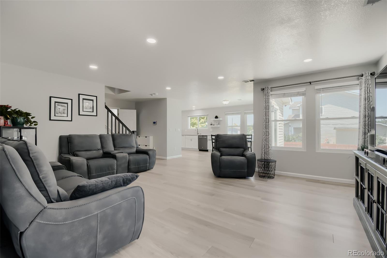 MLS Image #2 for 7850  patricia drive,denver, Colorado