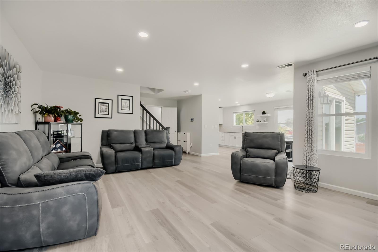 MLS Image #3 for 7850  patricia drive,denver, Colorado