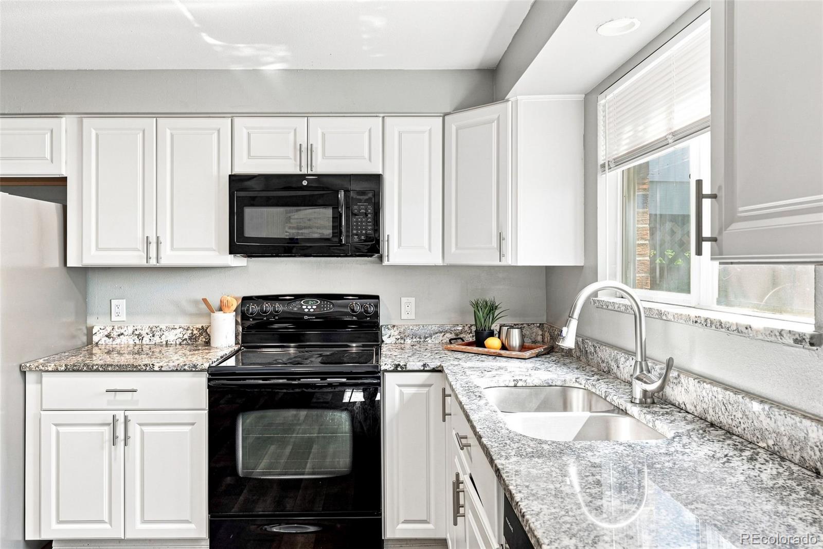 MLS Image #7 for 3061 w 92nd avenue 2a,westminster, Colorado