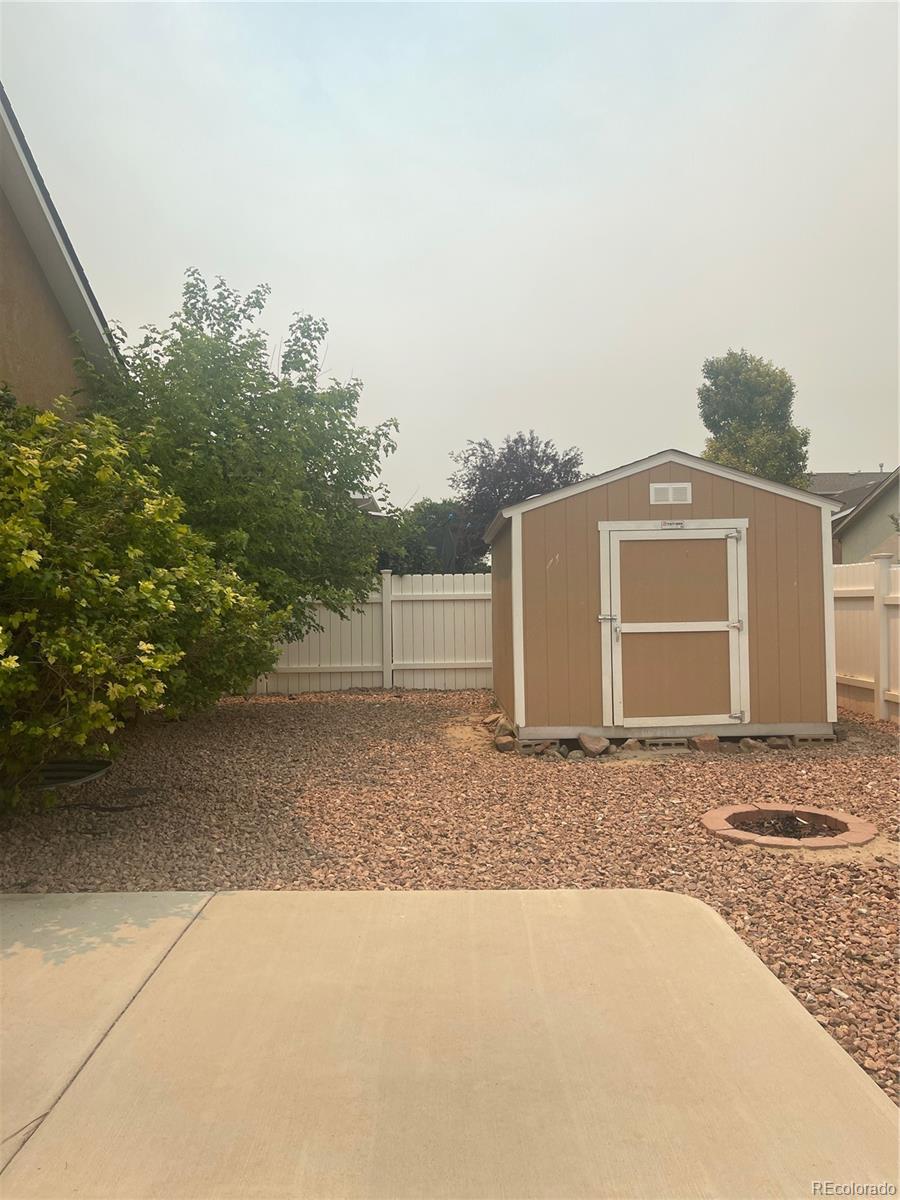 MLS Image #3 for 3929  pronghorn lane,pueblo, Colorado