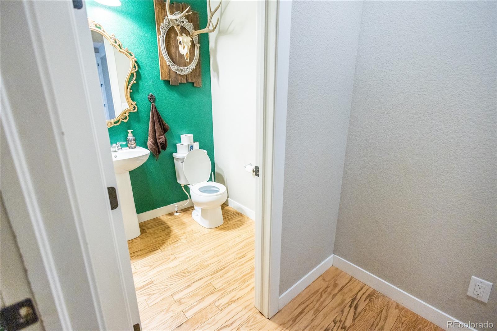 MLS Image #17 for 15753  elizabeth circle,thornton, Colorado
