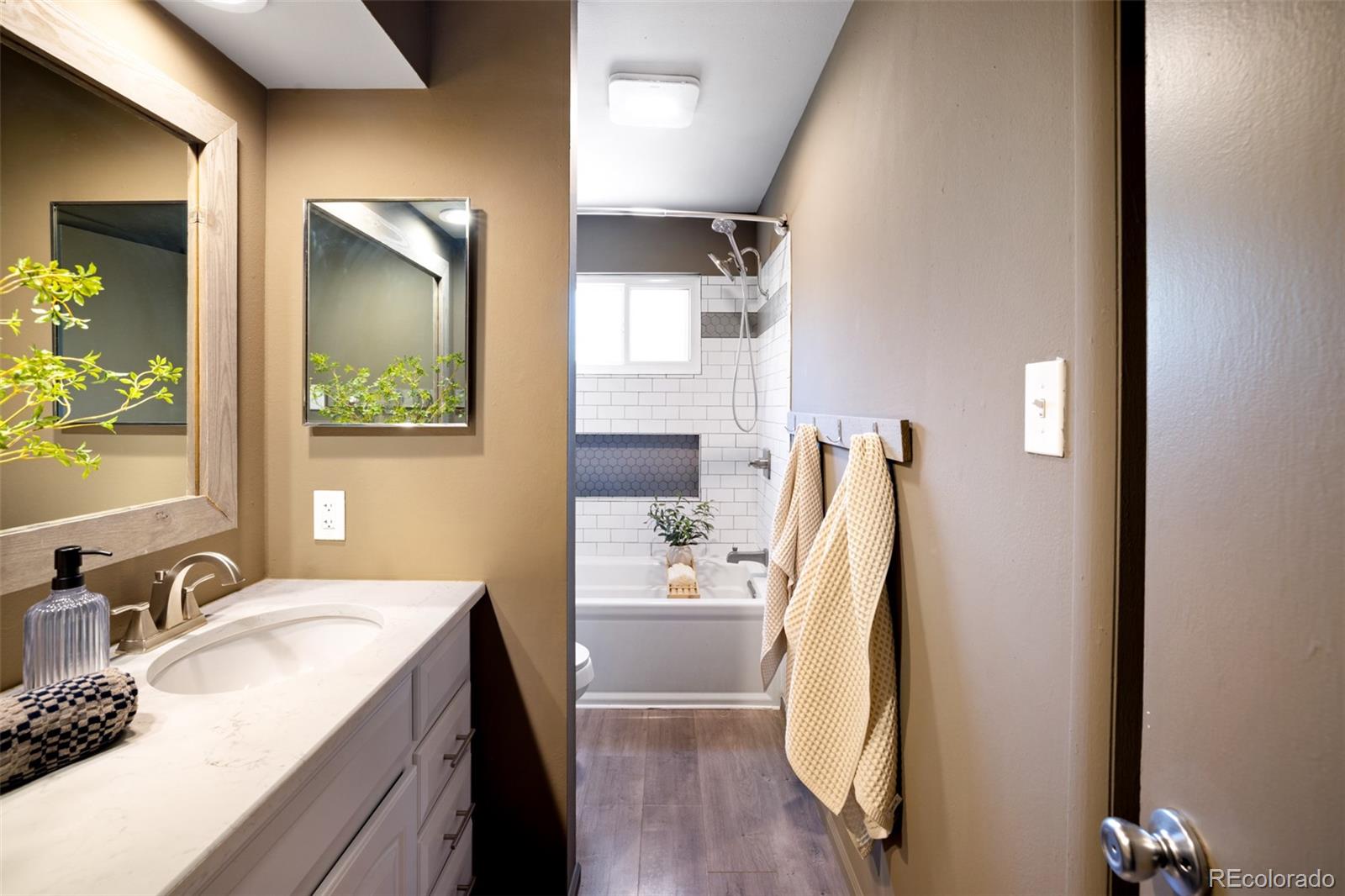 MLS Image #16 for 6517 w arbor drive,littleton, Colorado