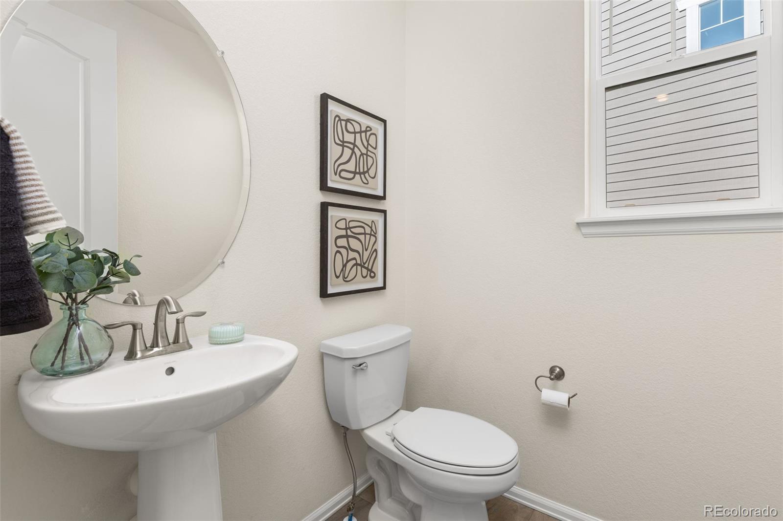 MLS Image #17 for 24794 e tennessee place,aurora, Colorado