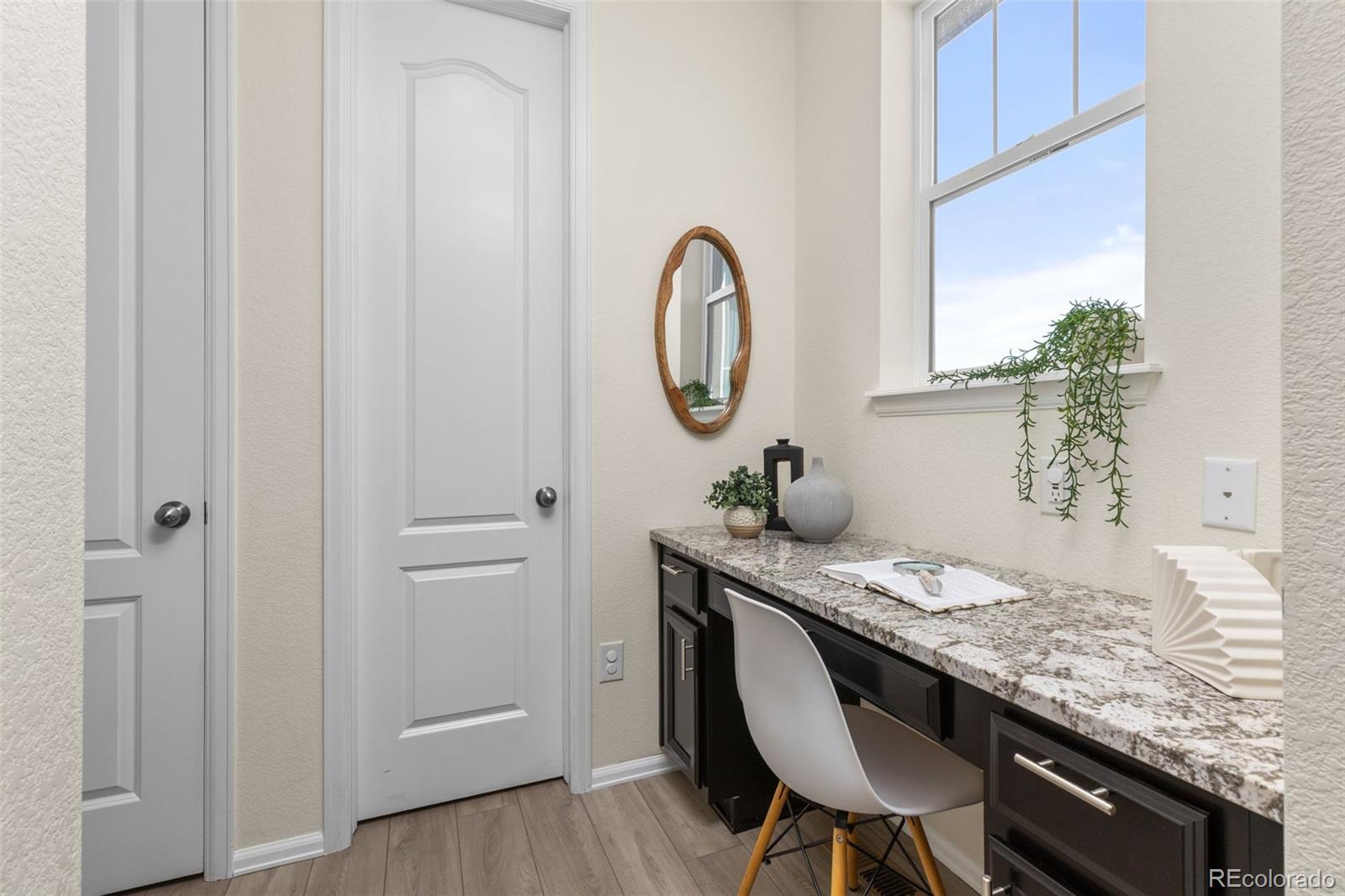MLS Image #18 for 24794 e tennessee place,aurora, Colorado