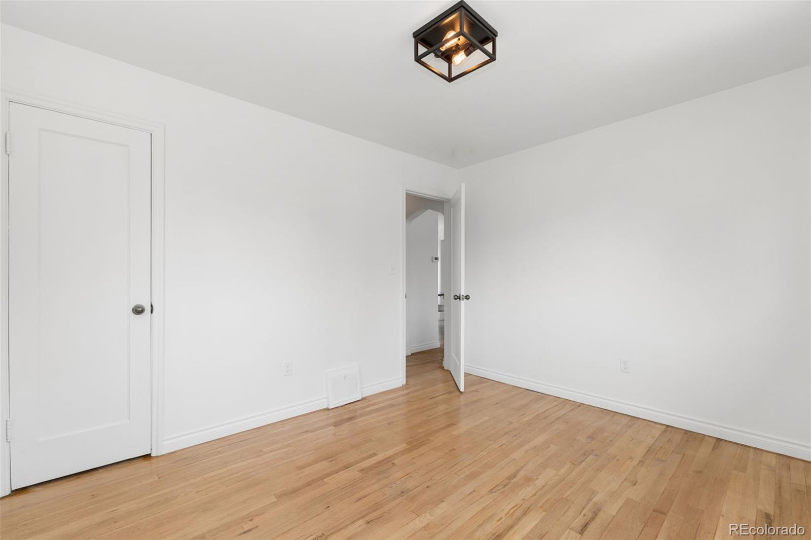MLS Image #10 for 3340 e martin luther king jr boulevard,denver, Colorado