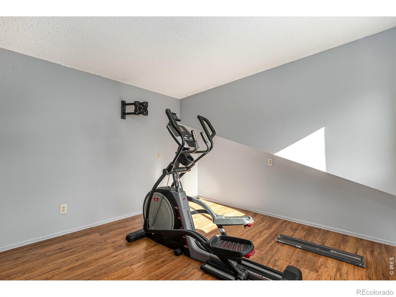 MLS Image #14 for 1050 s saint vrain avenue,estes park, Colorado