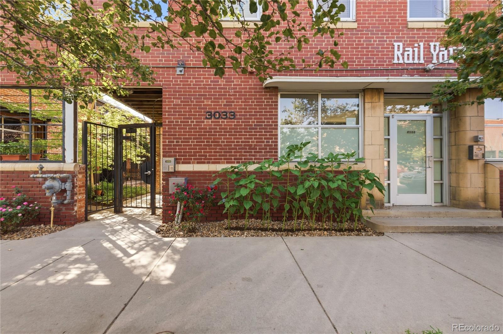 MLS Image #4 for 3033  blake street,denver, Colorado
