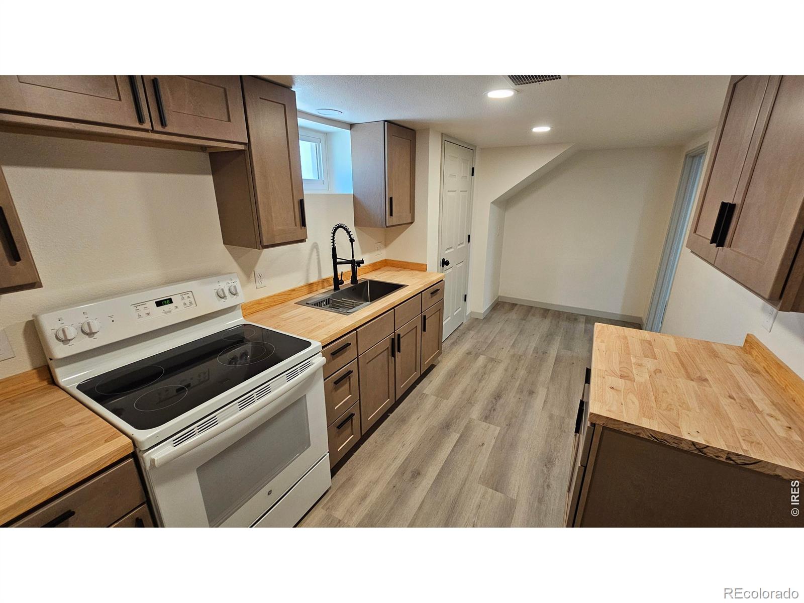 MLS Image #13 for 305  euclid street,fort morgan, Colorado