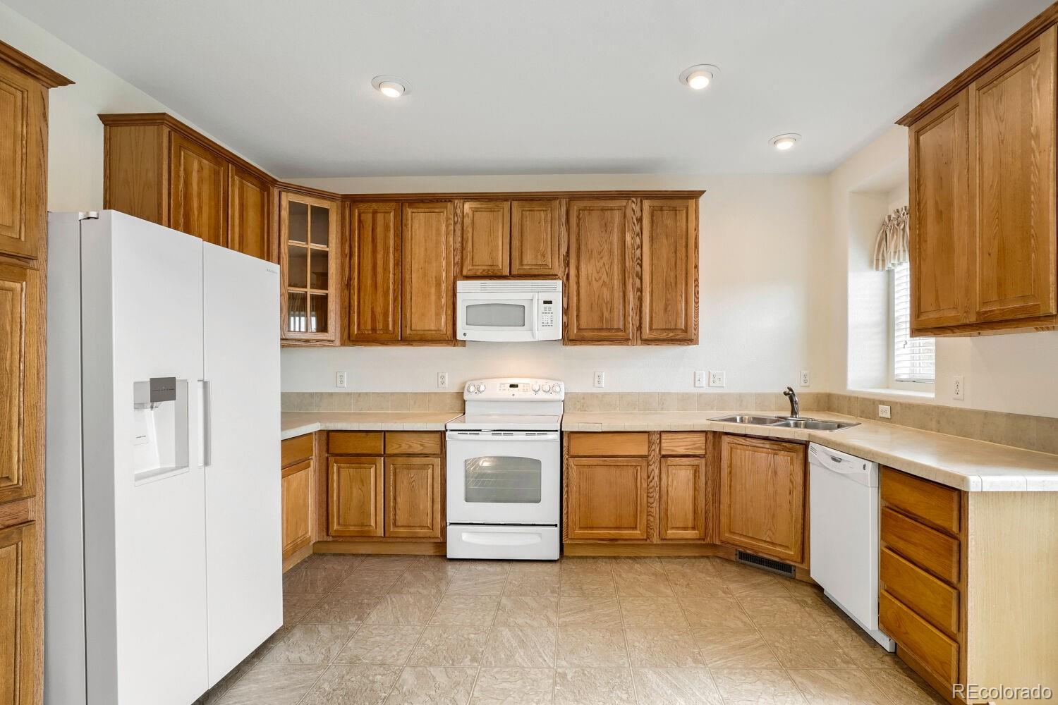 MLS Image #5 for 6589  conter avenue,commerce city, Colorado