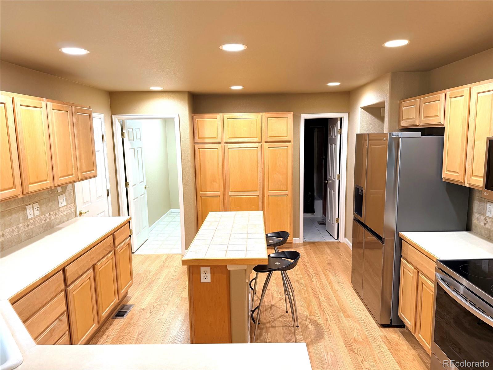 MLS Image #11 for 8412 s miller court,littleton, Colorado