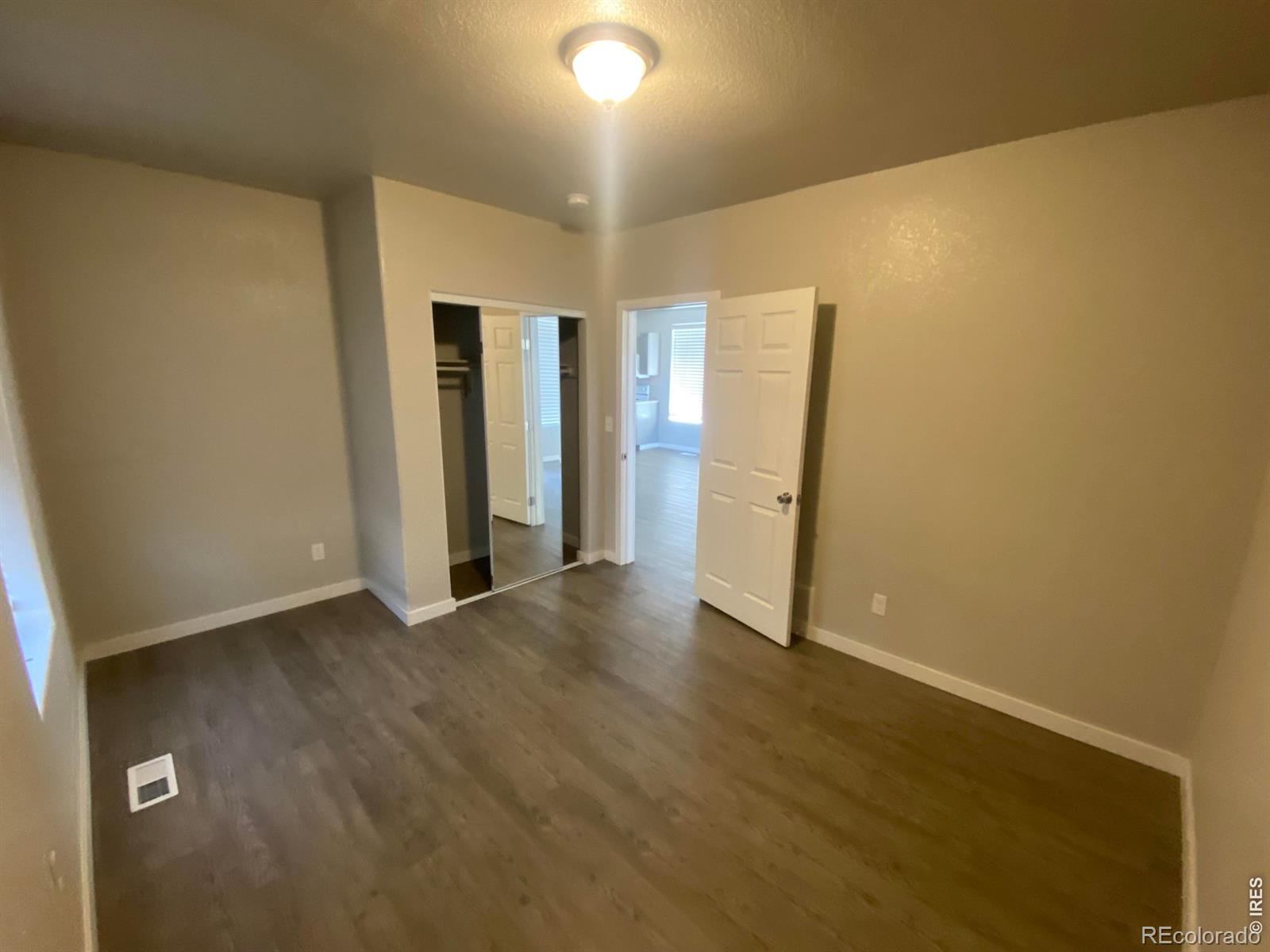 MLS Image #11 for 822  4th street,greeley, Colorado