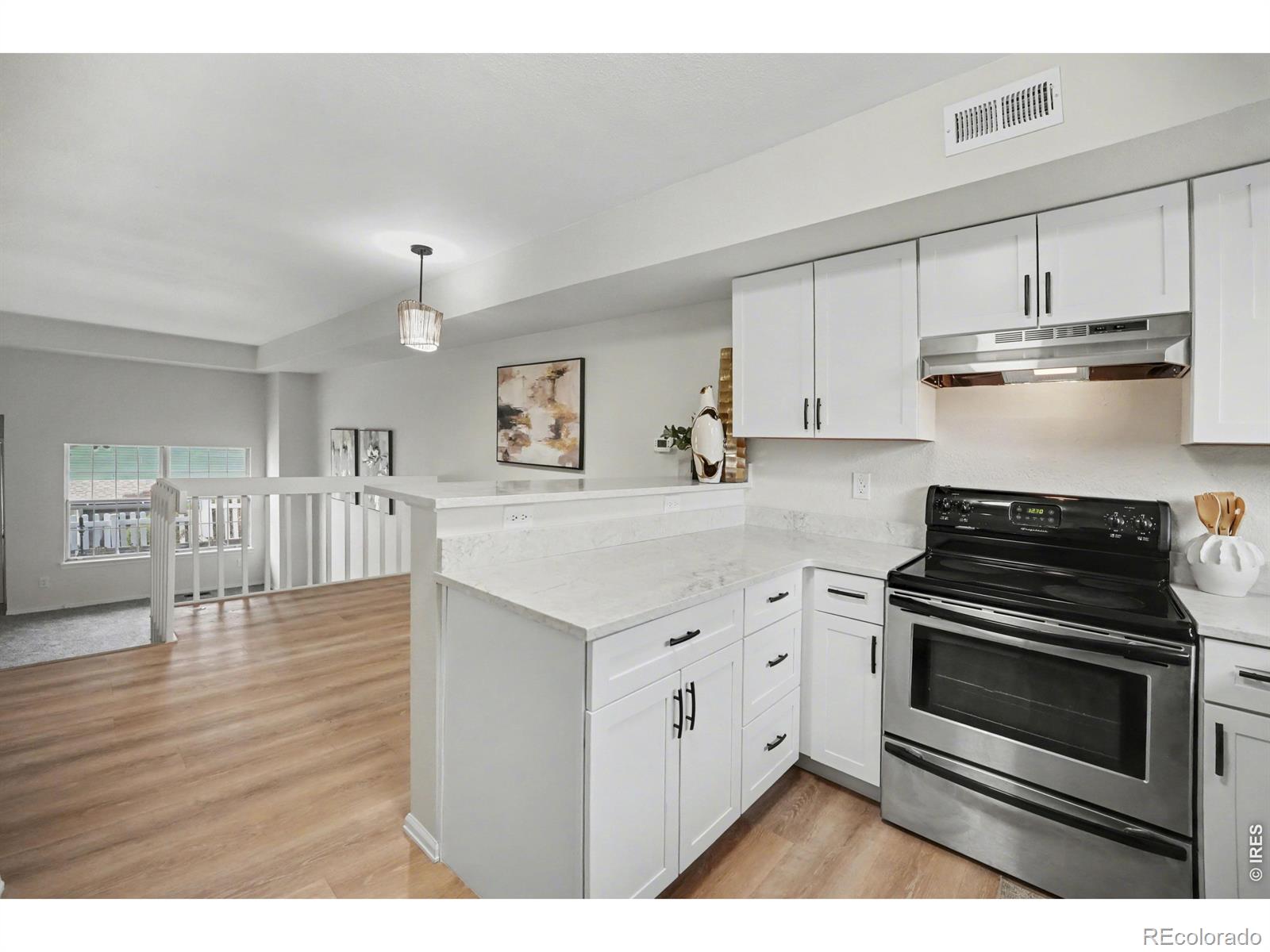 MLS Image #8 for 8199  welby road,denver, Colorado