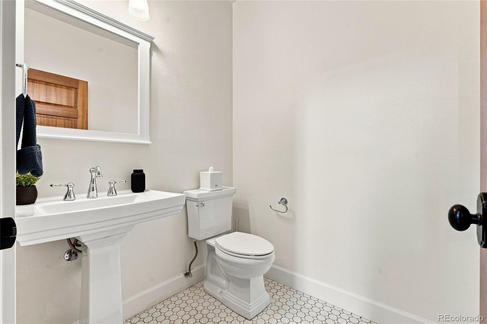 MLS Image #16 for 3226  wyandot street,denver, Colorado
