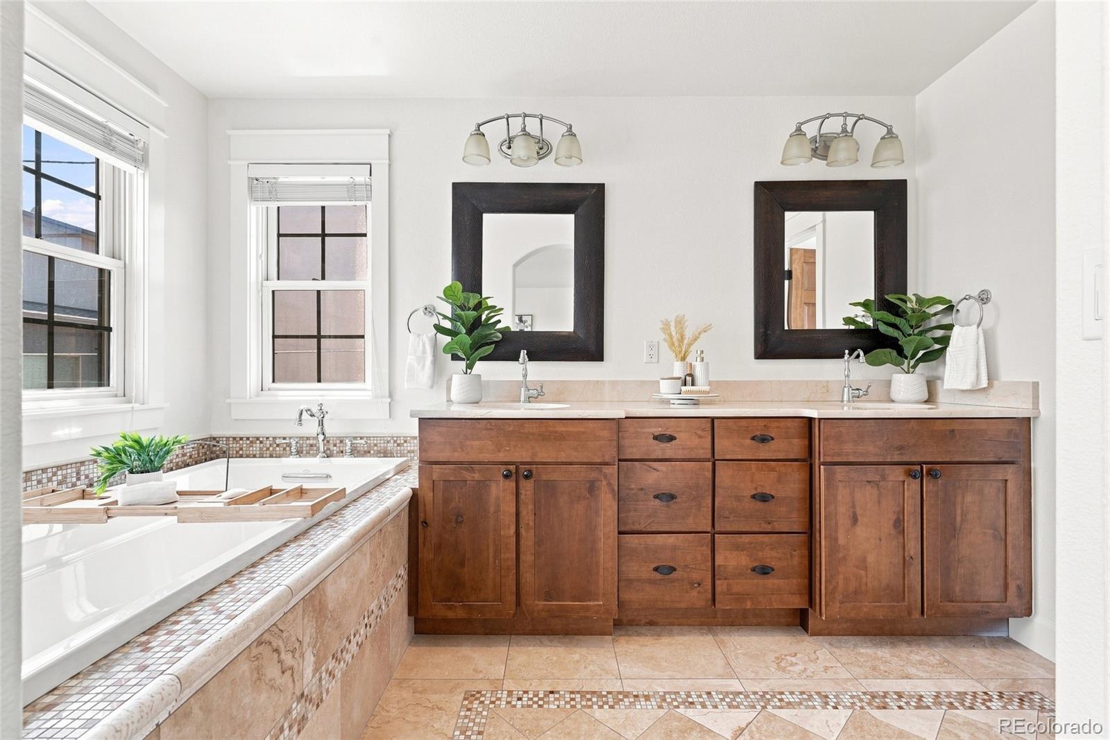 MLS Image #20 for 3226  wyandot street,denver, Colorado